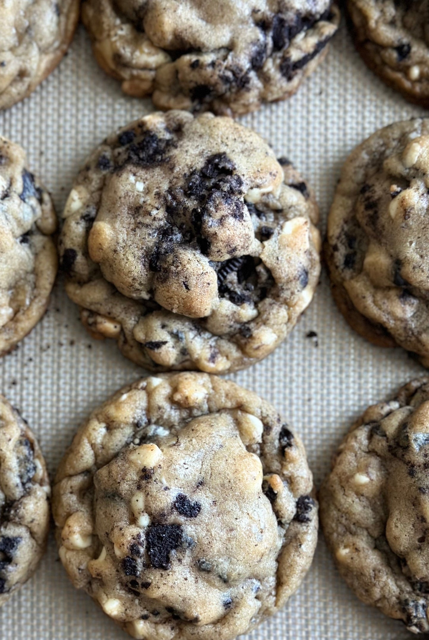 White Chocolate Oreo Chunk